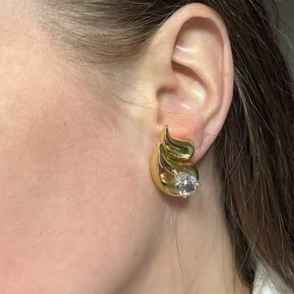 Golden Flame Teardrop Diamond Earrings - Picture 7 of 7